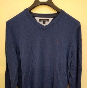 Brand new Tommy Hilfiger v-neck sweater